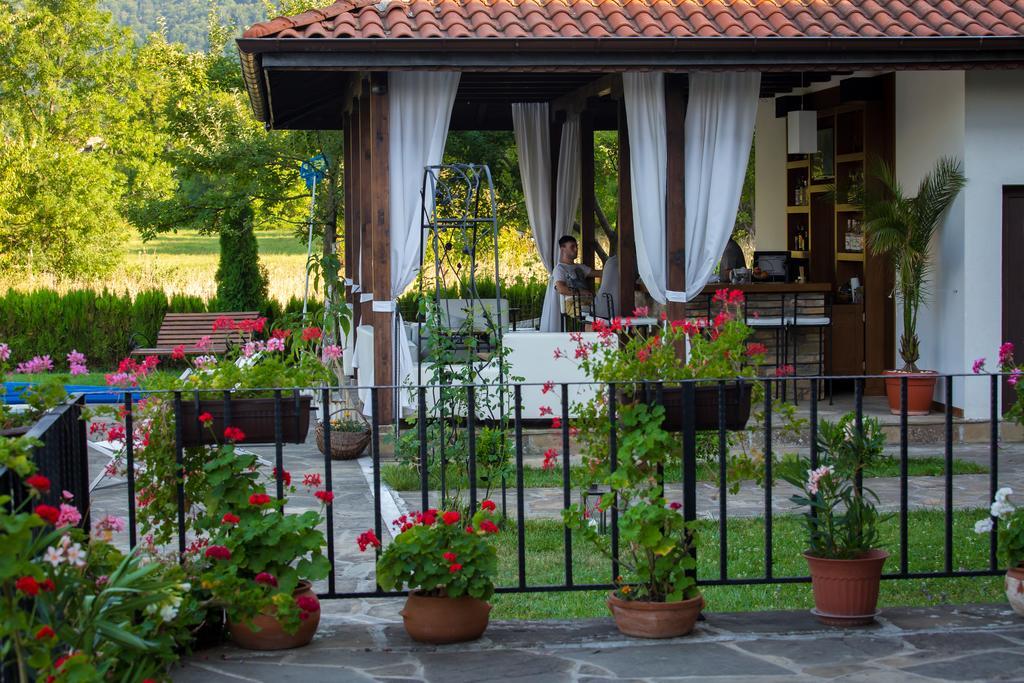 Family Hotel Strannopriemnitza Oreshak  Eksteriør billede