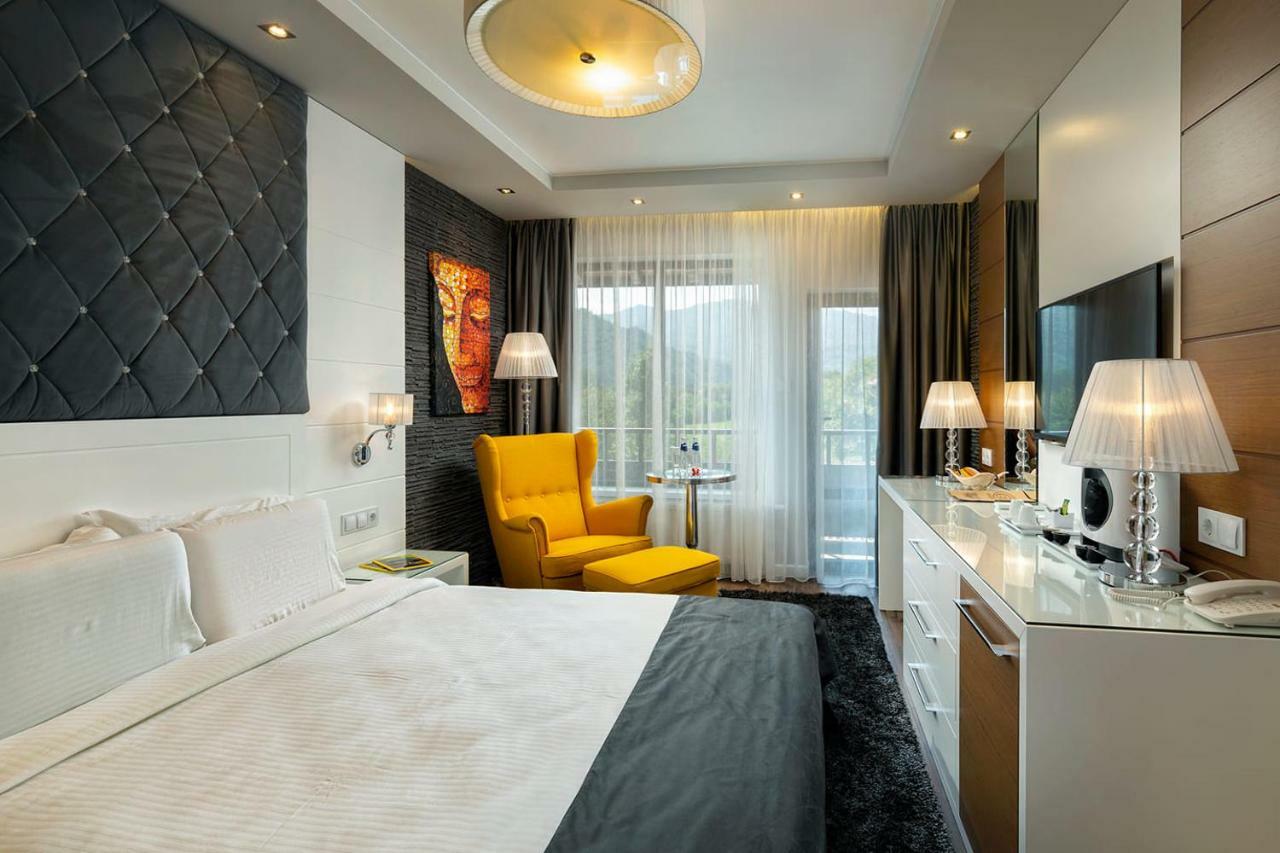Family Hotel Strannopriemnitza Oreshak  Eksteriør billede